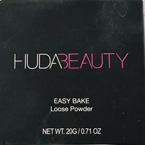 HUDA BEAUTY ~Easy Bake Loose Baking and Setting Powder in Sugar Cookie~Full size